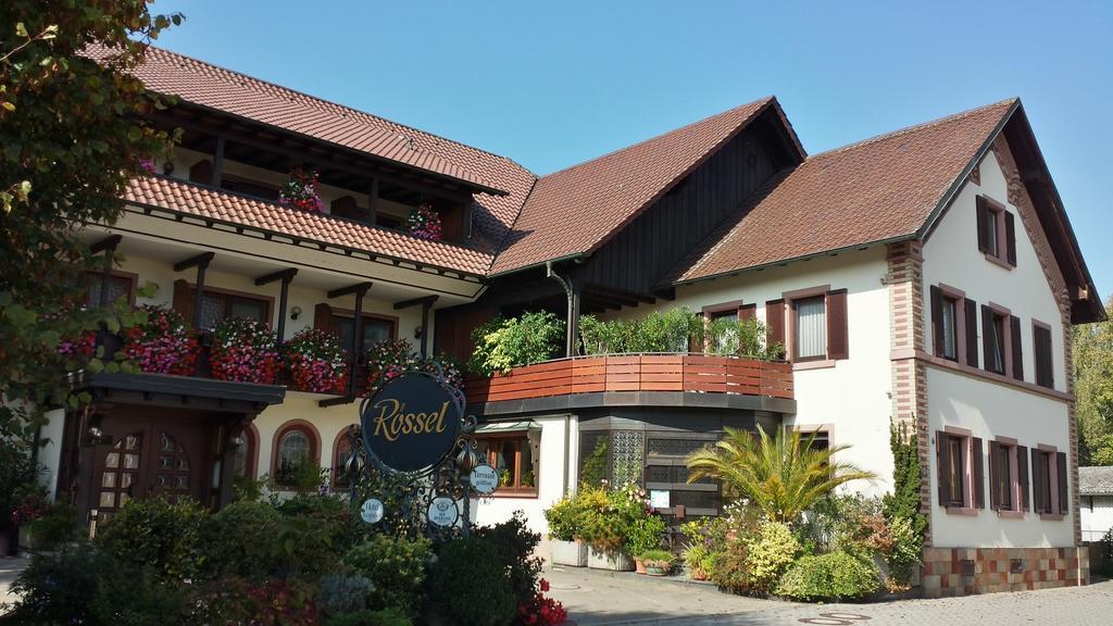 Gasthaus Zum Roessel Lichtenau Scherzheim Ngoại thất bức ảnh